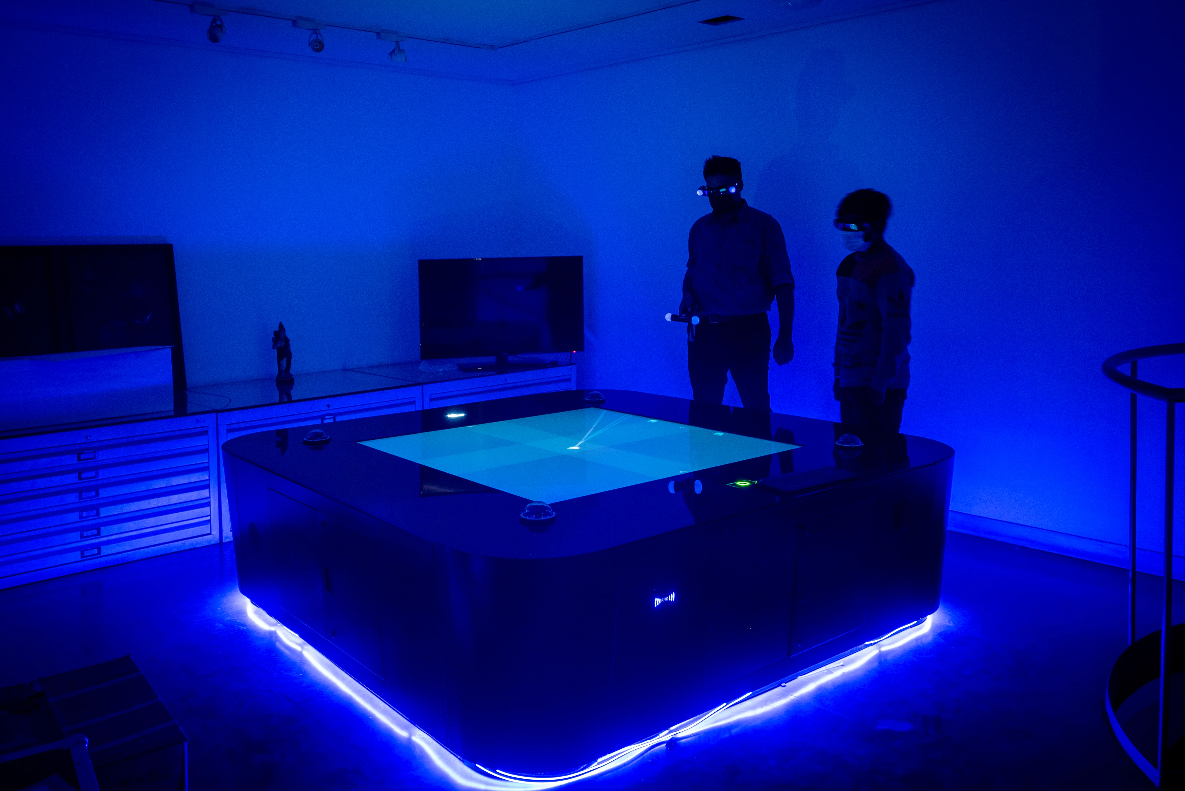 3D Holographic Table